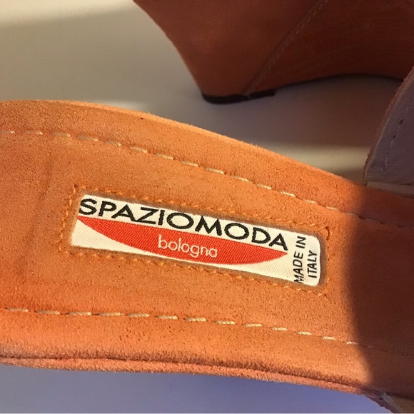 NWOT Italian Made Suede Heeled Mules - Picture 6 of 9